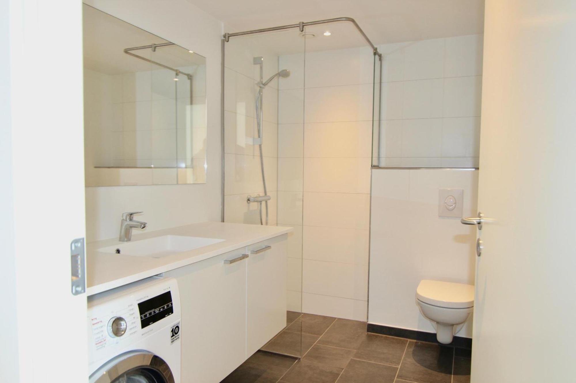 Fantastic 2-bed In Harbour Lägenhet *